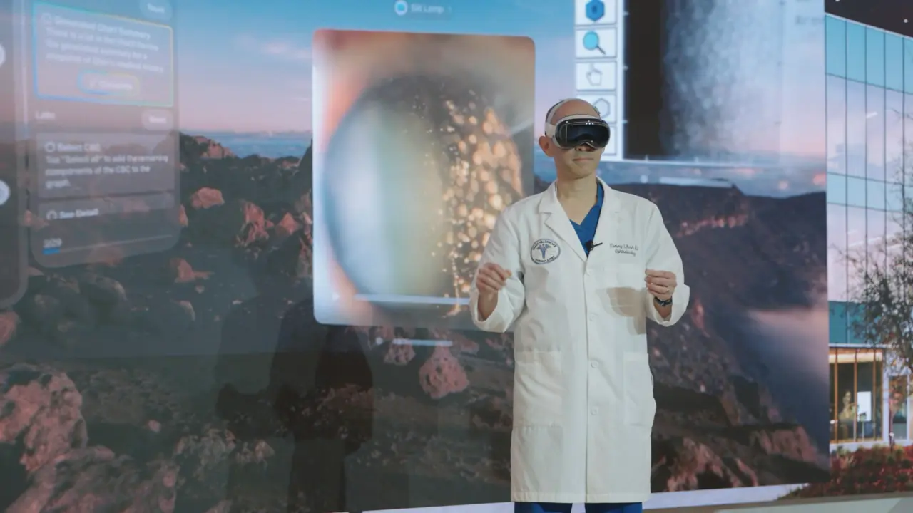 Sharp HealthCare Uji Apple Vision Pro untuk Operasi Katarak